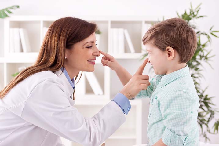 Médecin pédiatre